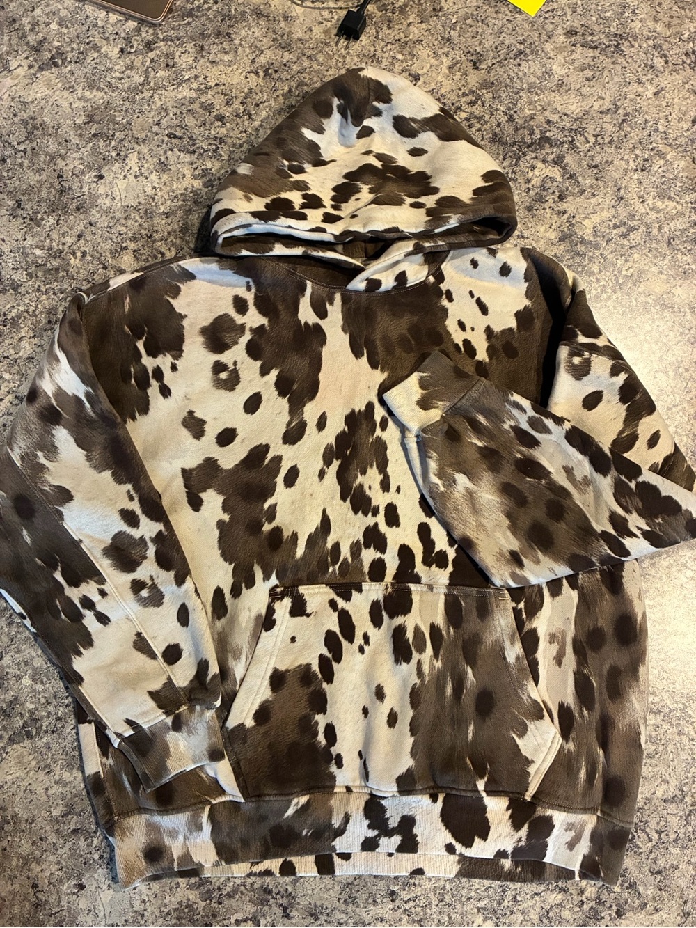 Men's Abercrombie Brown Cowprint Hooded Sweatshirt Size Large - Picture 2 of 5